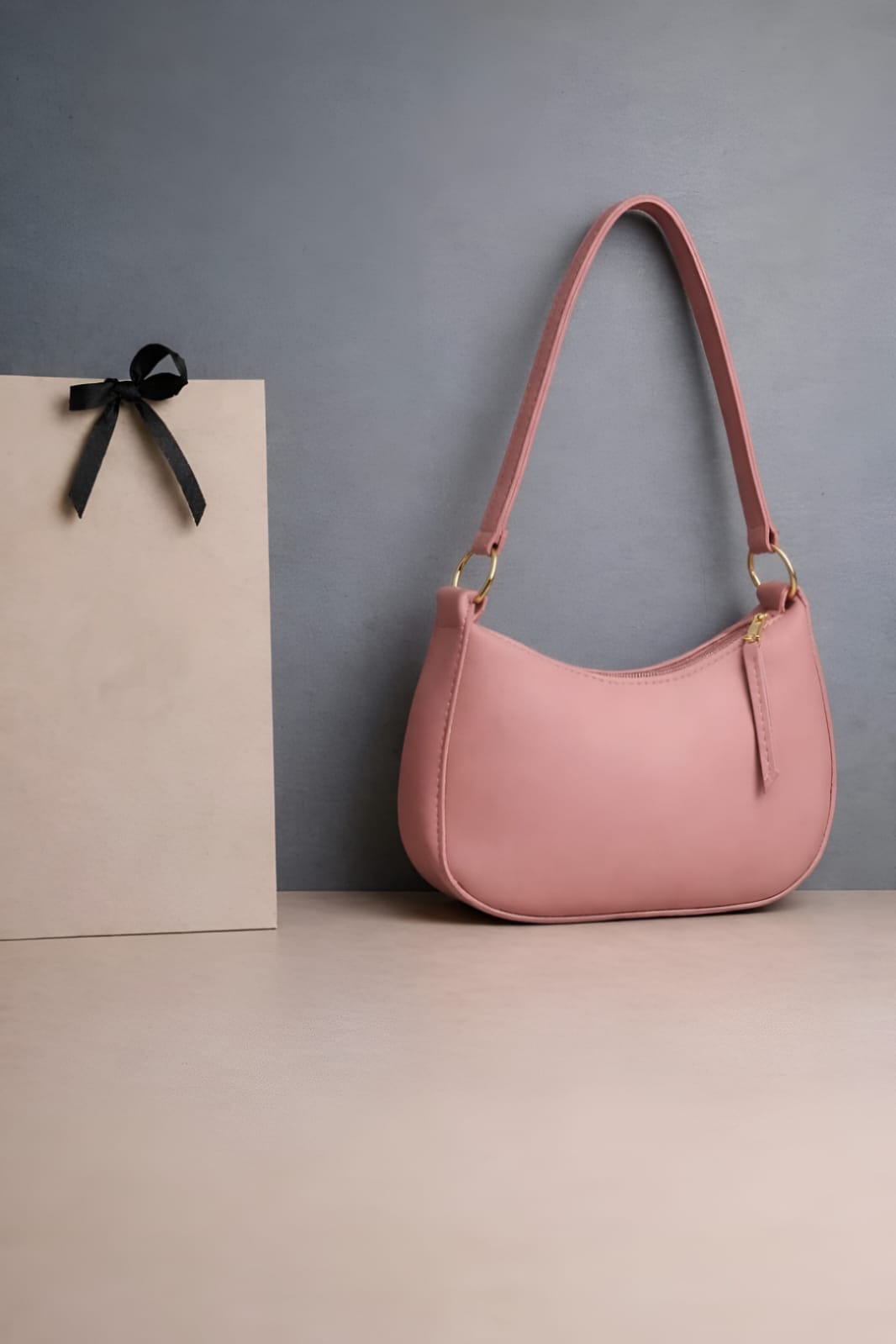 Women's Classic Zip Shoulder Bag
